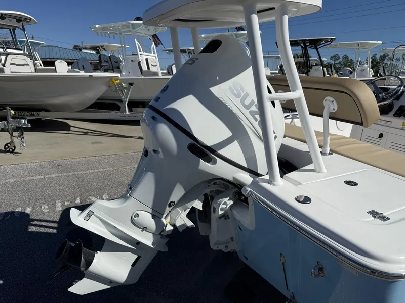 Slide: The Image of Sea Pro 172 Bay 2025 - 15