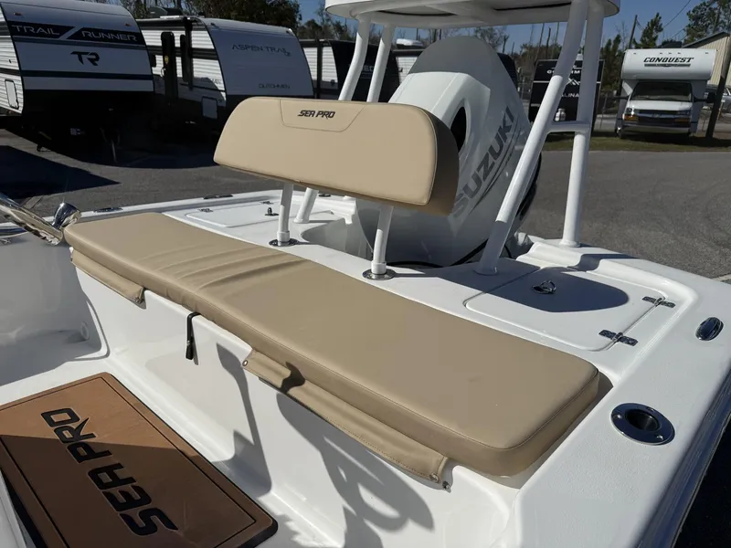 Slide: The Image of Sea Pro 172 Bay 2025 - 5