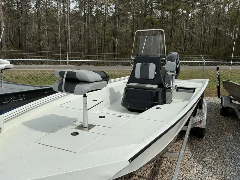 Slide: The Image of Excel 220 Bay Pro Elite 2025 - 5