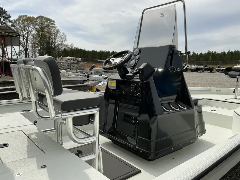 Slide: The Image of Excel 220 Bay Pro Elite 2025 - 9