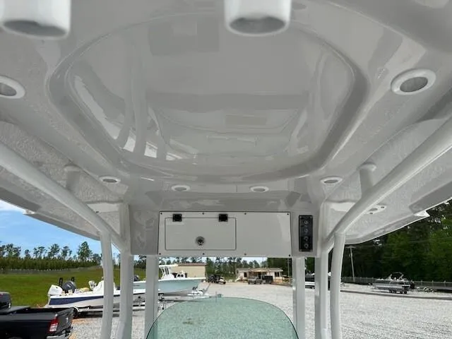 Slide: The Image of Sea Pro 242 2024 - 11