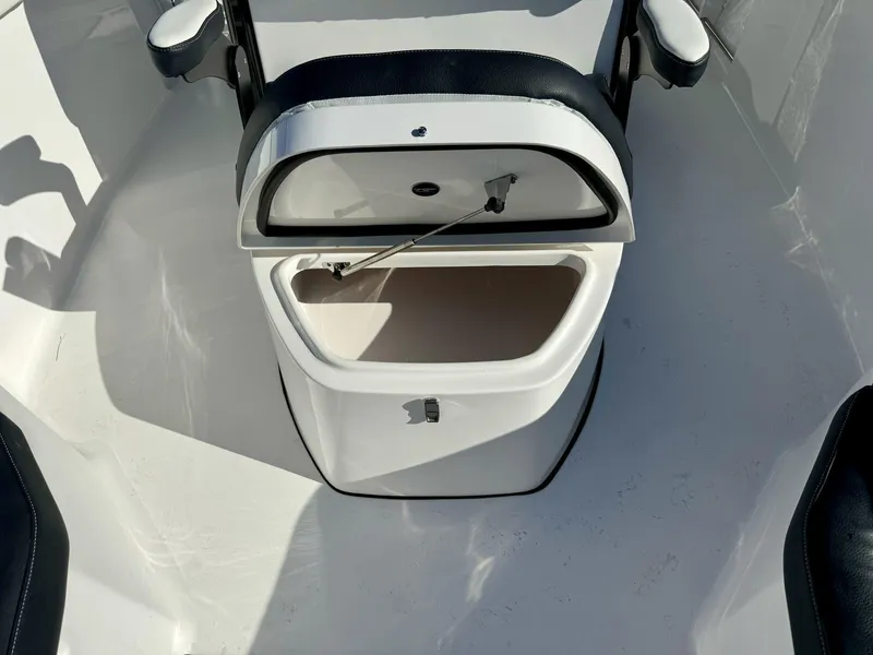 Slide: The Image of Tidewater 272 CC Adventure WITH SEAKEEPER RIDES 2025 - 7