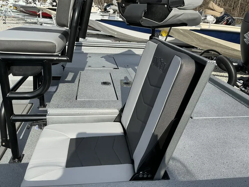 Slide: The Image of 2025 Excel New Bay Pro 230 SEADECK boat seating, featuring sleek, modern design and comfortable upholstery. - 5