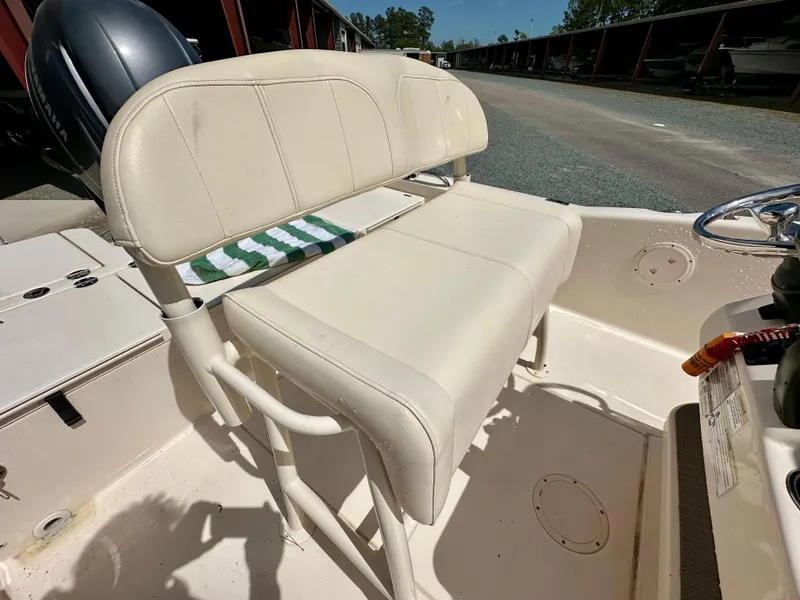 Slide: The Image of 2016 Grady-White 191 Coastal Explorer boat seat with white upholstery. - 9