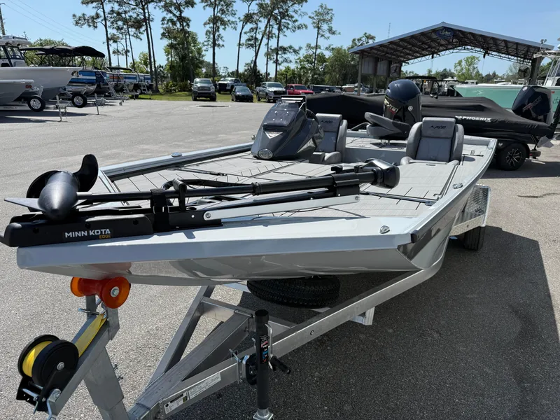 Slide: The Image of Avid 18 Vertex 2025 - 3