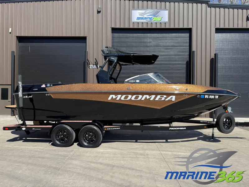 Slide: The Image of 2022 Moomba Makai boat on trailer at Marine 365 dealership. - 0