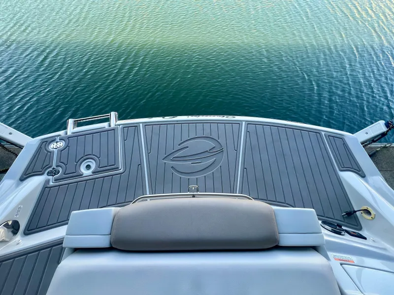 Slide: The Image of 2018 Crownline 285 SS boat swim platform with water view. - 9