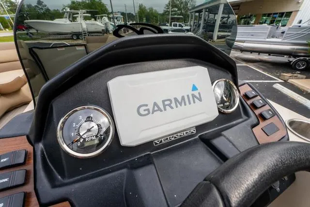 Slide: The Image of Veranda VR22RC Luxury Tri-Toon 2023 - 22