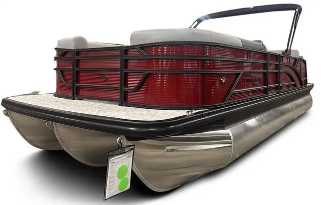 Slide: The Image of Bennington S Swingback 22 SSB 2025 - 1