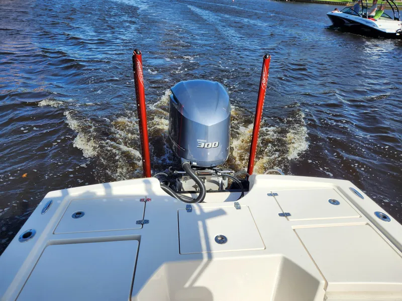 Slide: The Image of Pathfinder 2500 Hybrid 2018 - 51