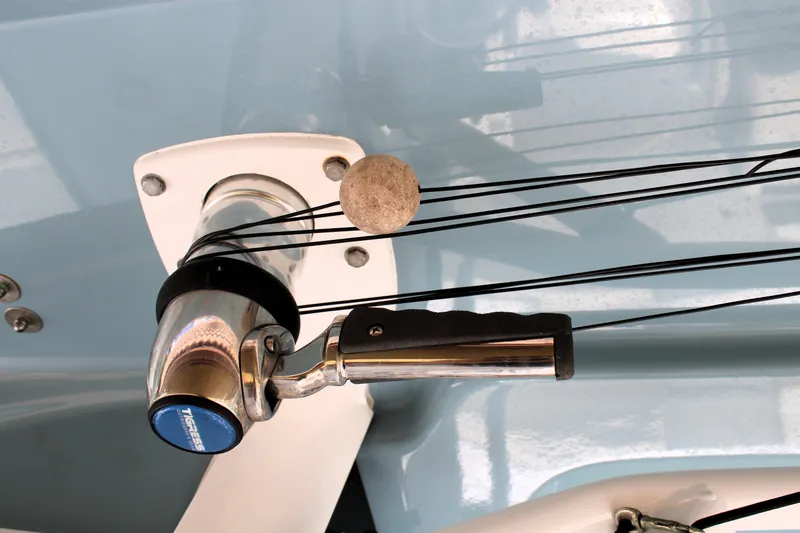 Slide: The Image of Throttle control on 2022 Sea Hunt Gamefish 27 boat. - 31