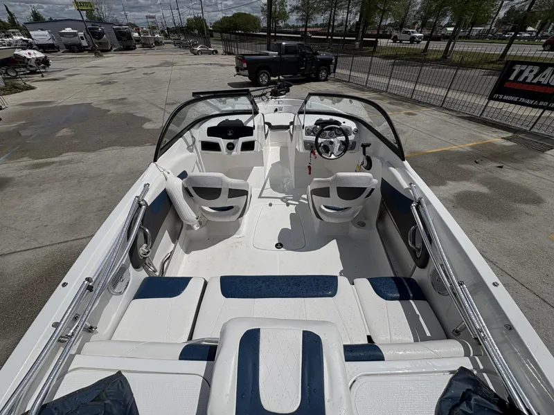 Slide: The Image of Tahoe TS 200 2022 - 5