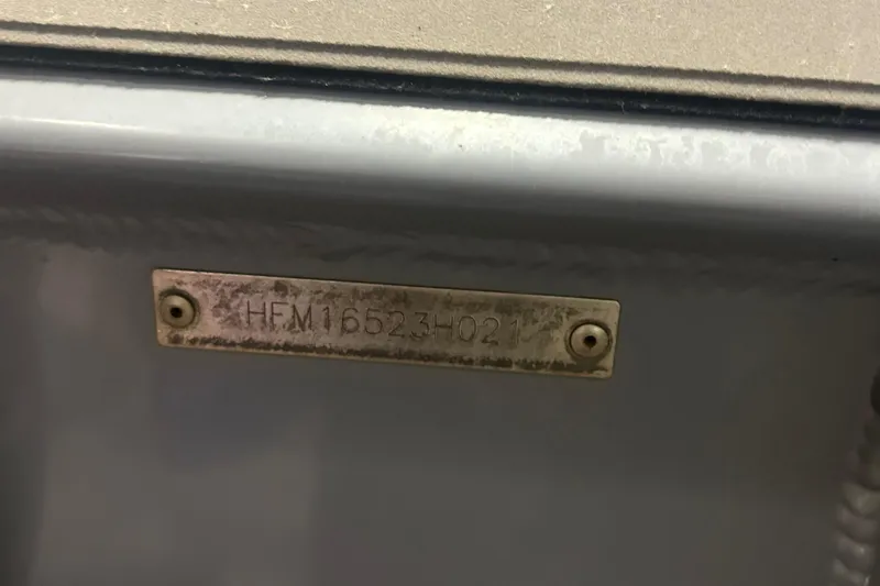 Slide: The Image of Hull identification number on a 2021 Highfield Sport 460 boat. - 10