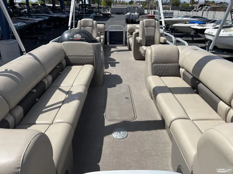 Slide: The Image of 2020 Sun Tracker Party Barge 24 DLX with spacious seating and modern design. - 4