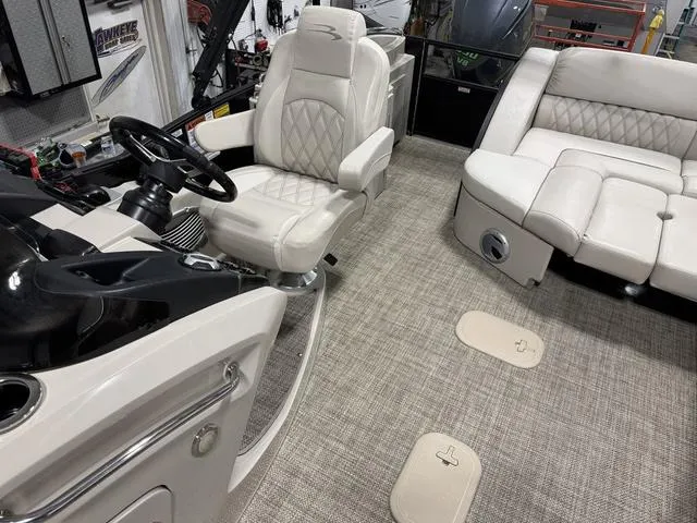 Slide: The Image of Bennington 30 RCLX2 2015 - 21