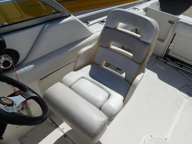 Slide: The Image of Boston Whaler 210 2008 - 8
