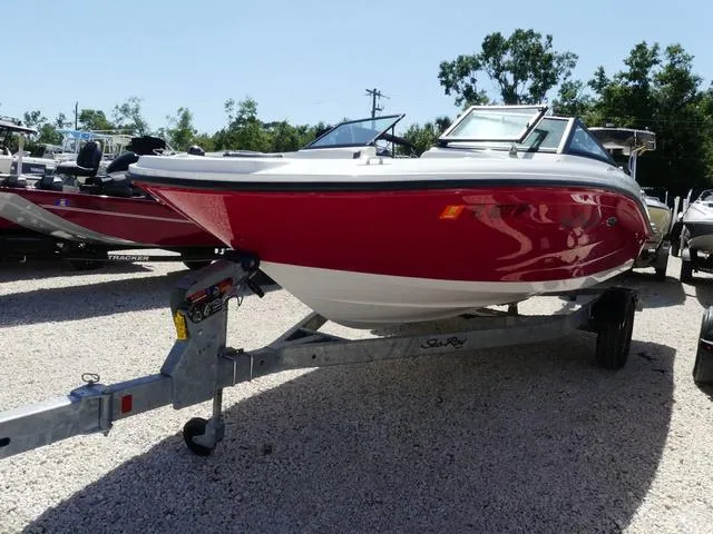 Slide: The Image of Sea Ray SPX 190 2018 - 2