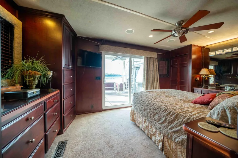 Slide: The Image of Sumerset Houseboat 1999 - 54