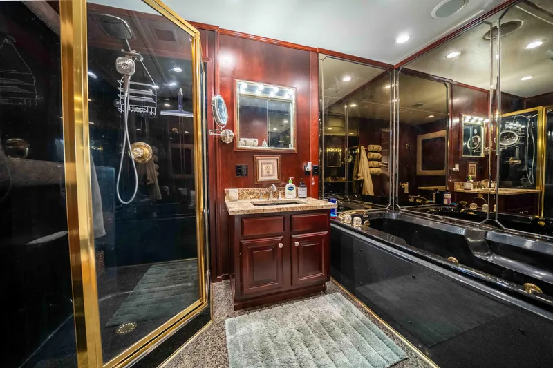 Slide: The Image of Sumerset Houseboat 1999 - 56