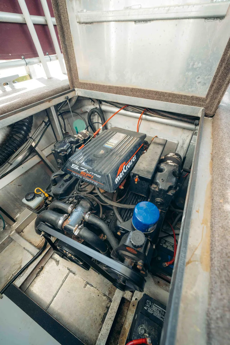 Slide: The Image of Sumerset Houseboat 1999 - 61