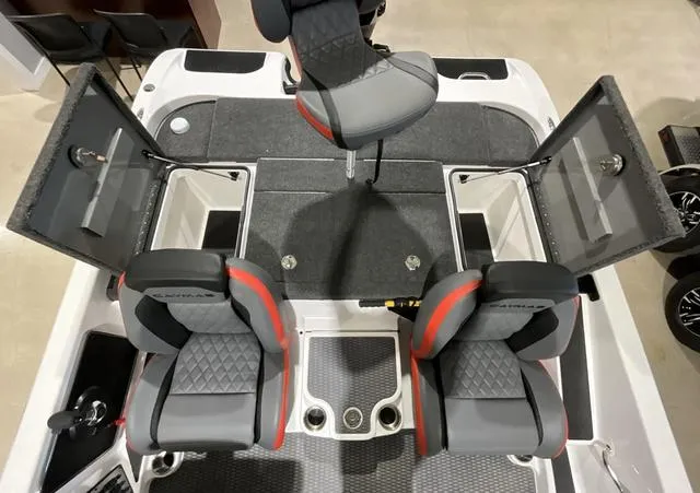 Slide: The Image of Caymas CX 19 PRO 2025 - 10