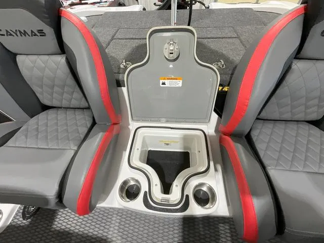 Slide: The Image of Caymas CX 19 PRO 2025 - 16