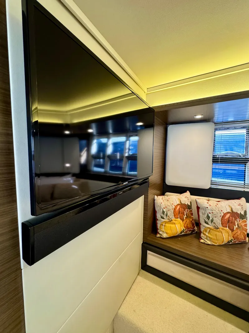 Slide: The Image of Azimut 55S 2015 - 57