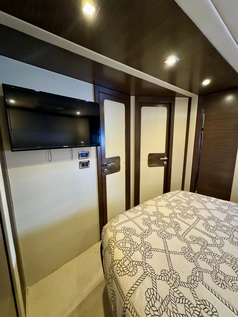 Slide: The Image of Azimut 55S 2015 - 70