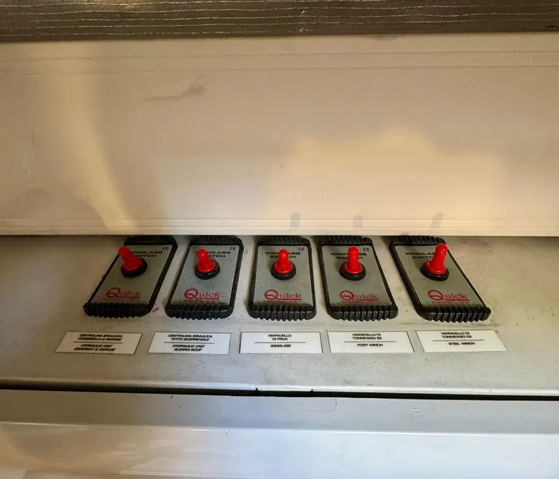 Slide: The Image of Azimut 55S 2015 - 80