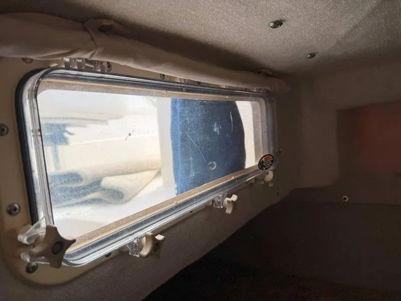 Slide: The Image of Bayliner 2355 Ciera Sunbridge 1998 - 15