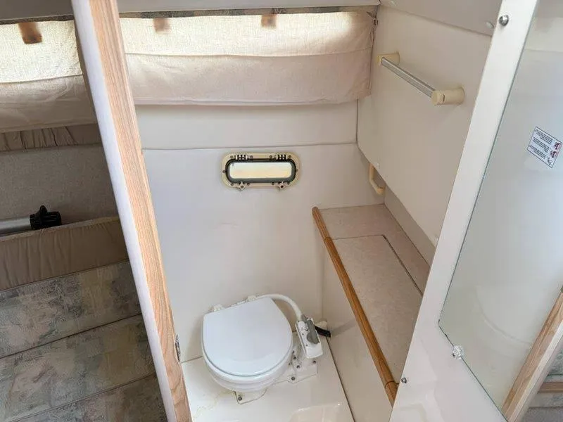 Slide: The Image of Bayliner 2355 Ciera Sunbridge 1998 - 21