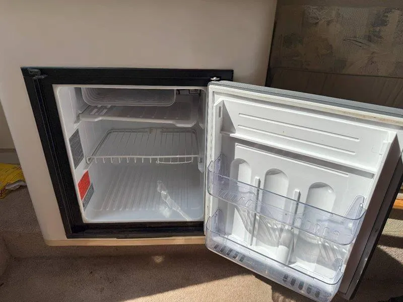 Slide: The Image of Bayliner 2355 Ciera Sunbridge 1998 - 37