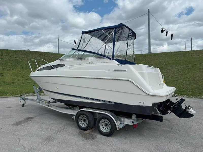 Slide: The Image of Bayliner 2355 Ciera Sunbridge 1998 - 71