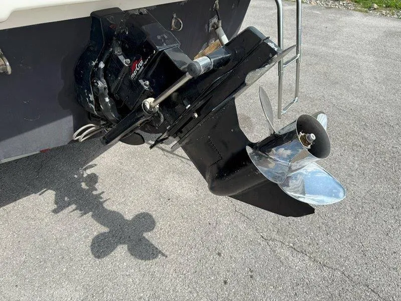 Slide: The Image of Bayliner 2355 Ciera Sunbridge 1998 - 88