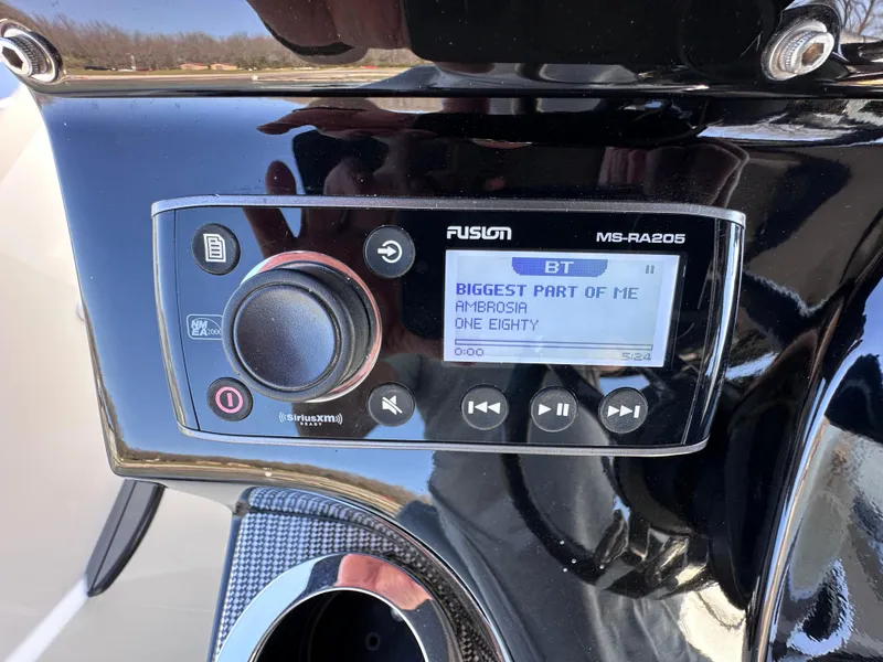 Slide: The Image of Fusion MS-RA205 stereo on 2017 Sunsation 32 CCX boat, playing "Biggest Part of Me." - 18