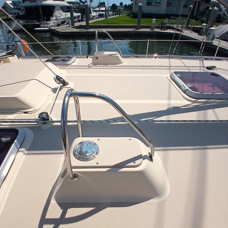 Slide: The Image of Island Packet 440 2006 - 59