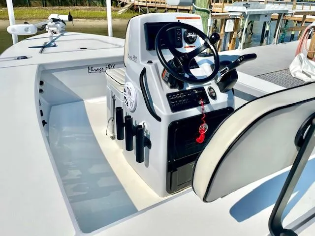 Slide: The Image of Maverick 18 HPX-V 2023 - 10