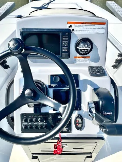 Slide: The Image of Maverick 18 HPX-V 2023 - 12