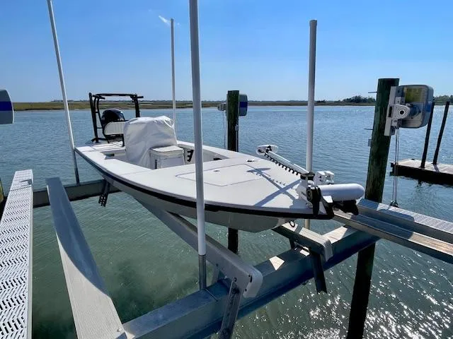 Slide: The Image of Maverick 18 HPX-V 2023 - 19