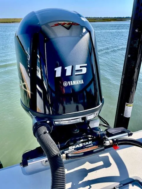 Slide: The Image of Maverick 18 HPX-V 2023 - 8