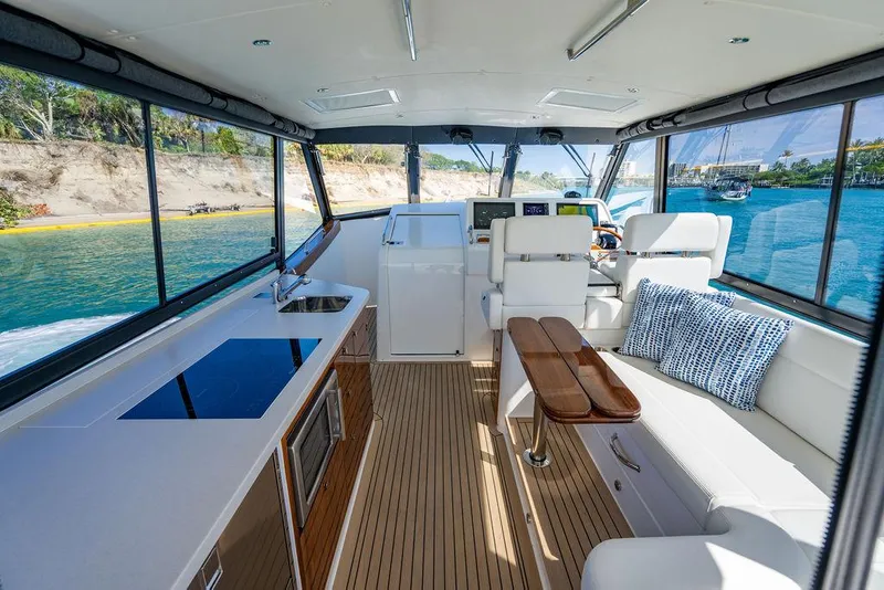 Slide: The Image of Luxurious interior of 2024 MJM 4 yacht with modern amenities and scenic water views. - 48