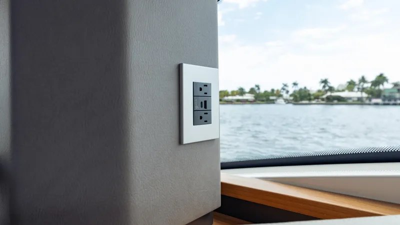 Slide: The Image of Tiara 48 LE 2024 - 57