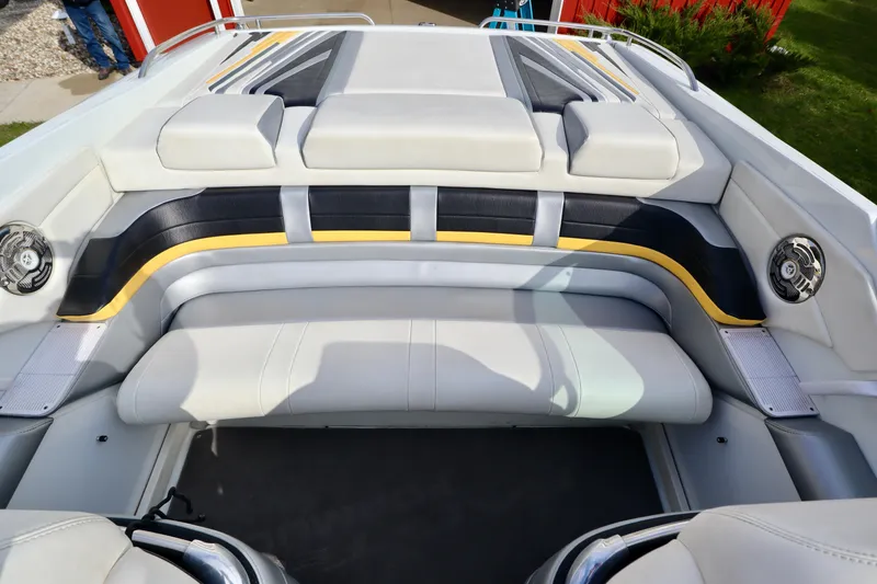 Slide: The Image of Formula 292 FASTech 2014 - 8