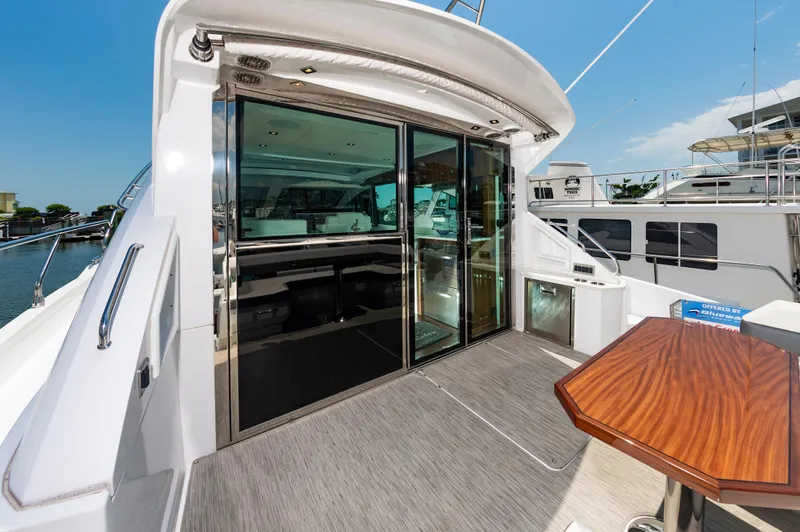 Slide: The Image of Cruisers Yachts 50 Cantius 2021 - 16