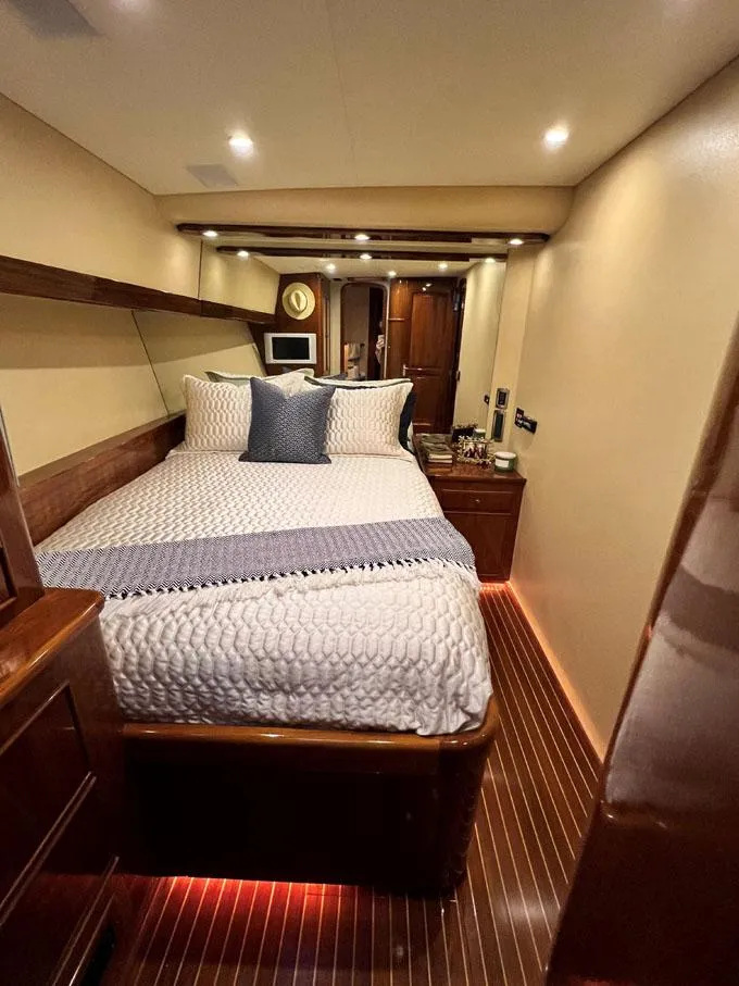 Slide: The Image of Master Looking Aft - 26