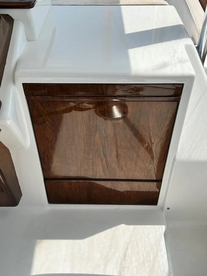 Slide: The Image of Stbd. Side of Helm - 65