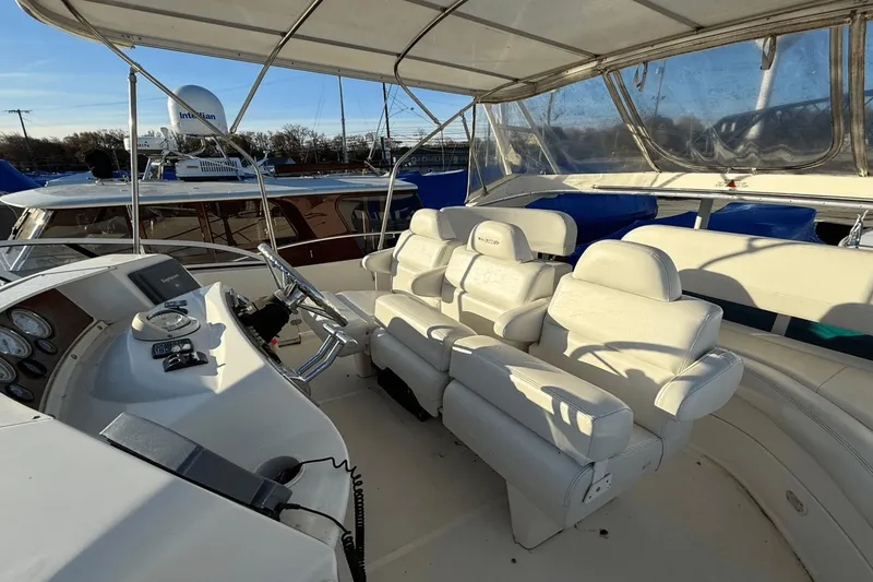 Slide: The Image of Silverton 39 Motor Yacht 2004 - 11