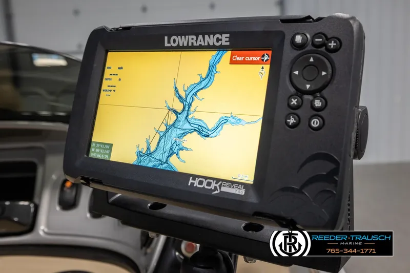 Slide: The Image of Lowrance Hook Reveal GPS on 2016 Sun Tracker 24 Party Barge dashboard. - 30