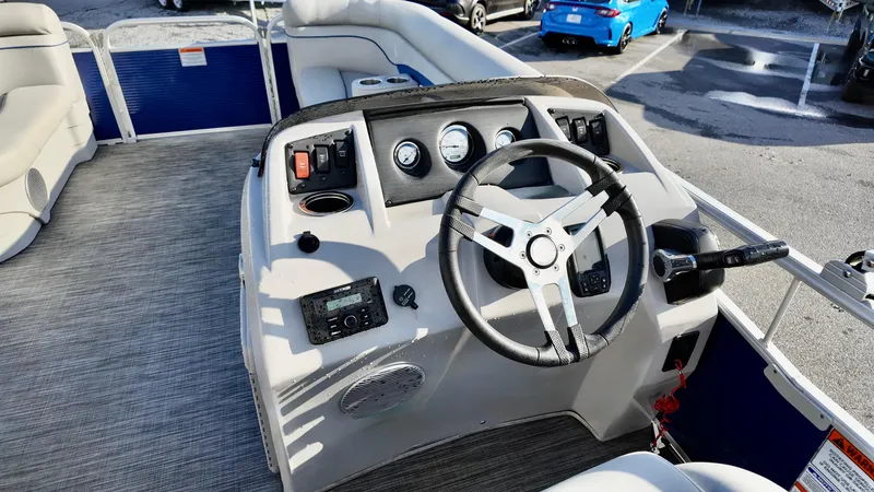 Slide: The Image of Bennington 20SV Saltwater Series 2021 - 7