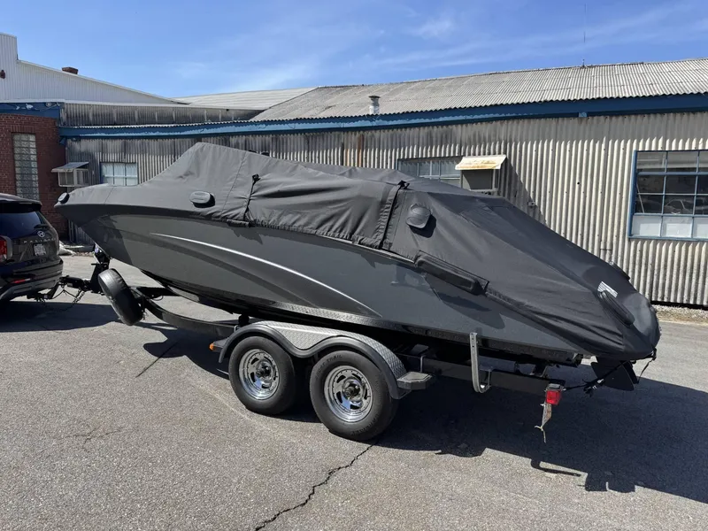 Slide: The Image of Yamaha 212SS 2013 - 4